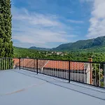 House Bozica With Sauna & Heated Pool טריבאלי