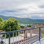 House Bozica With Sauna & Heated Pool טריבאלי