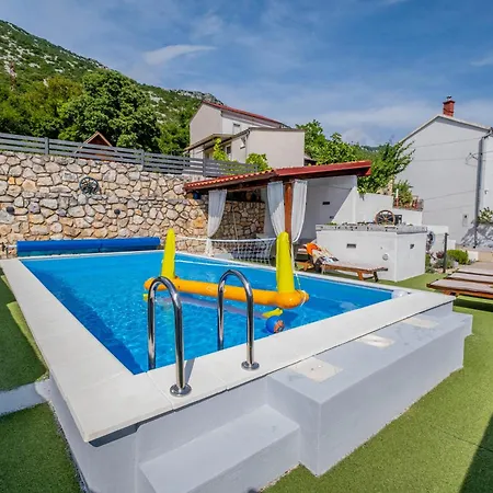 House Bozica With Sauna & Heated Pool *