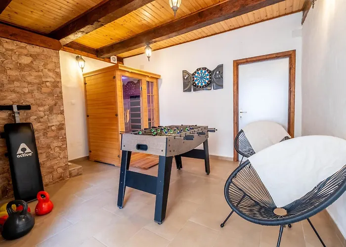 House Bozica With Sauna & Heated Pool Villa