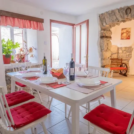 House Bozica With Sauna & Heated Pool * Tribalj (Primorsko-Goranska)